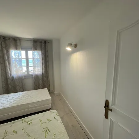 Au Bord De A Les Palmiers Villa